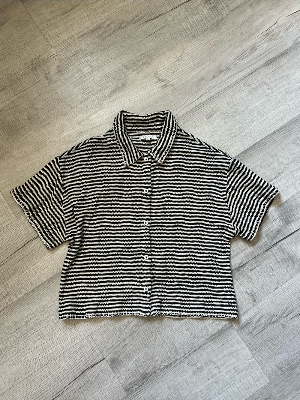 Z SUPPLY Monaco Crochet Button Up Black and Cream Striped Short-Sleeve Small - Picture 6 of 16